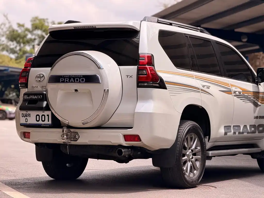 Toyota Prado — фото 7