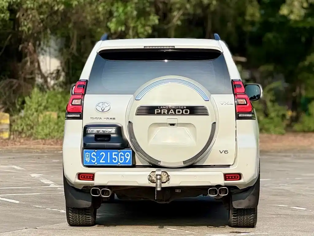 Toyota Prado — фото 13