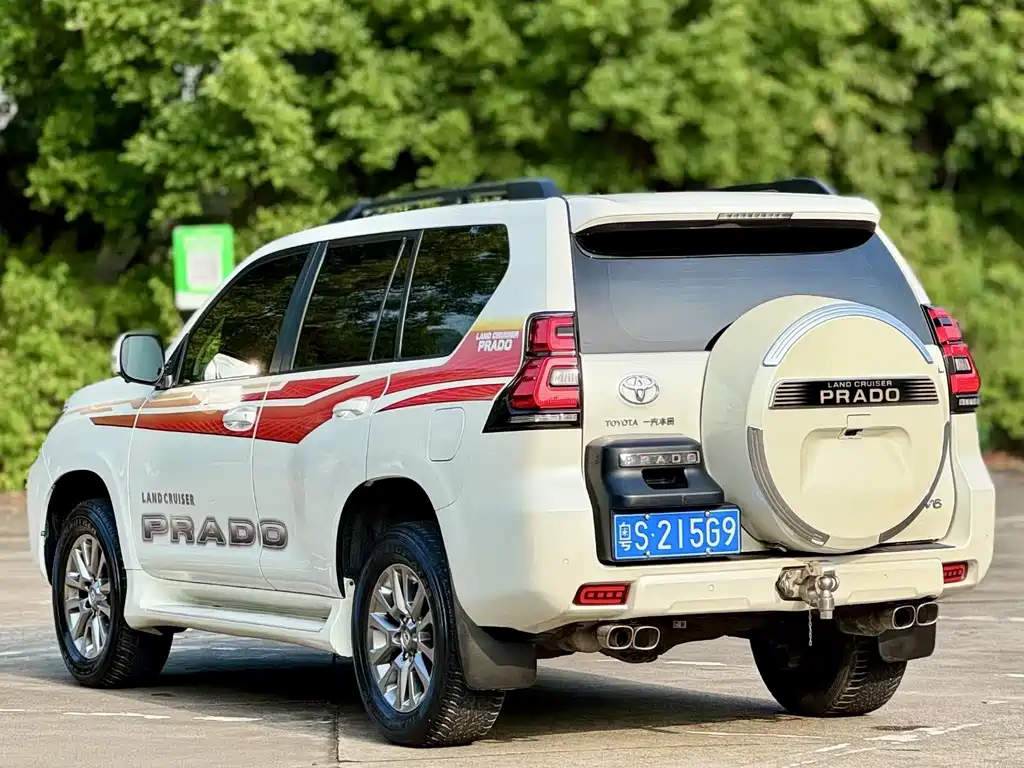 Toyota Prado — фото 14