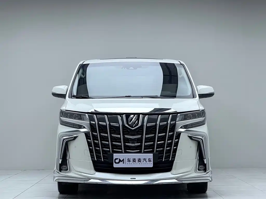 Toyota Vellfire — фото 2