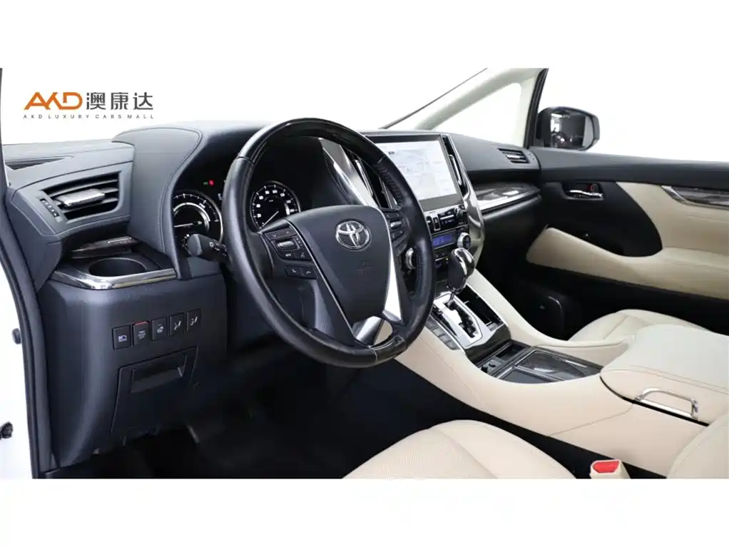 Toyota Alphard — фото 6