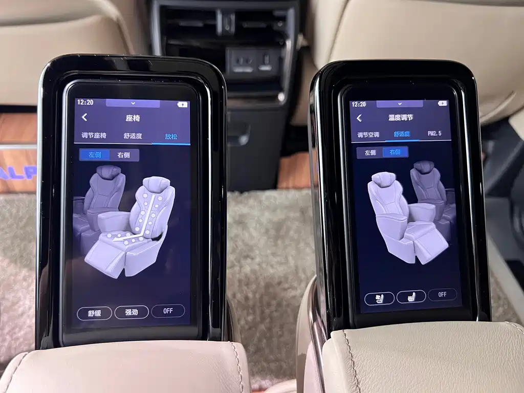 Toyota Alphard — фото 34