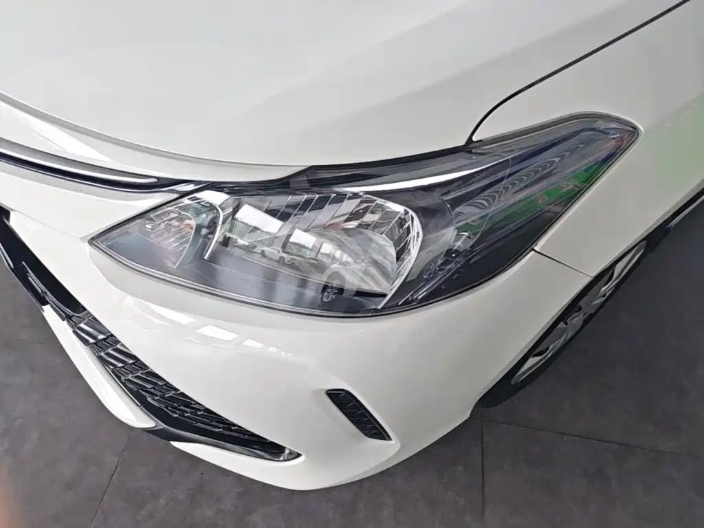 Toyota Vios FS — фото 24
