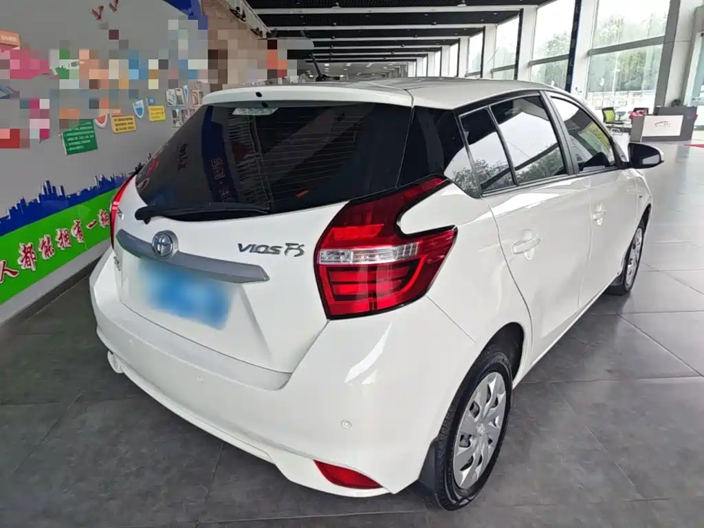Toyota Vios FS — фото 7