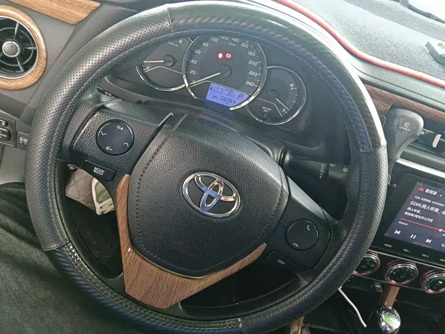Toyota Levin — фото 15
