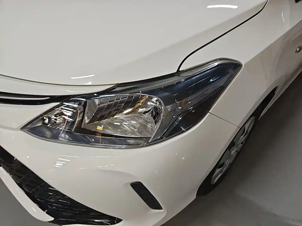 Toyota Vios FS — фото 24