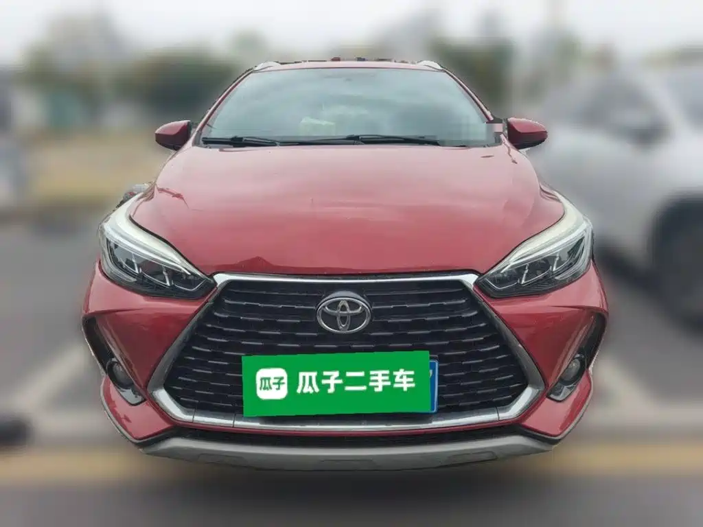 Toyota Yaris L — фото 2