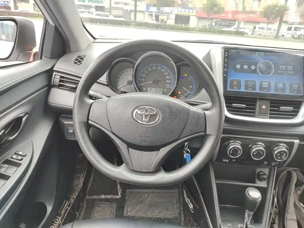 Toyota Vios FS — фото 11