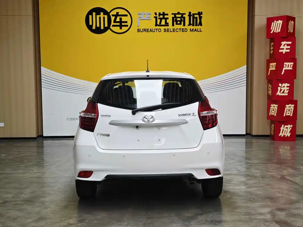 Toyota Yaris L — фото 6