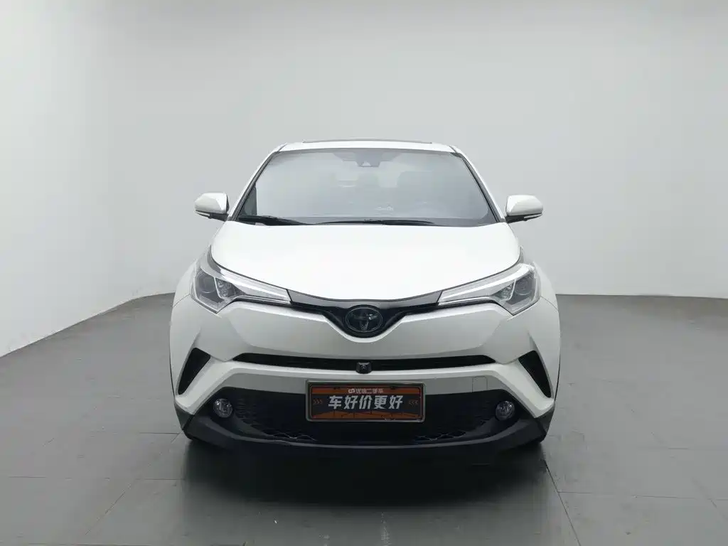 Toyota C-HR — фото 3