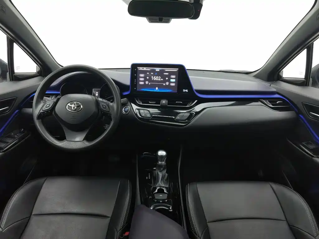 Toyota C-HR — фото 5