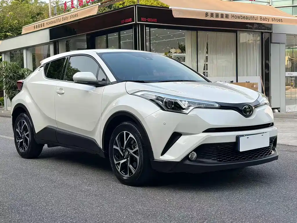 Toyota C-HR — фото 3