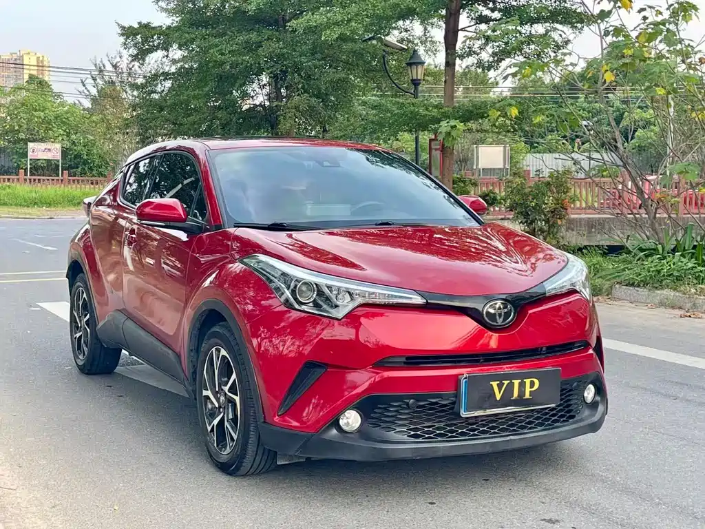Toyota C-HR — фото 3