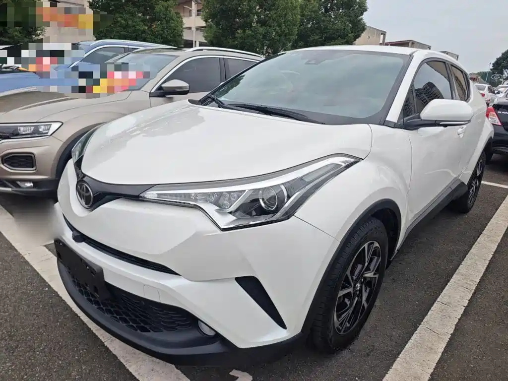 Toyota C-HR — фото 3