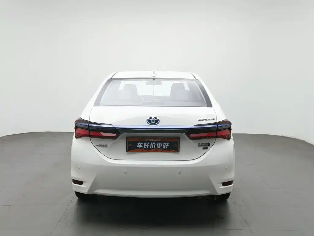 Toyota Corolla Hybrid — фото 4
