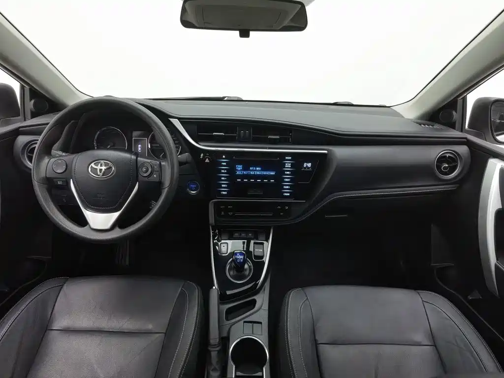 Toyota Corolla Hybrid — фото 5