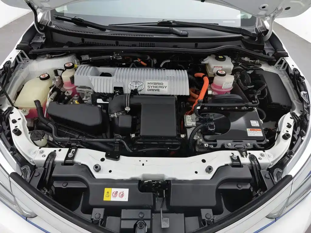 Toyota Corolla Hybrid — фото 6