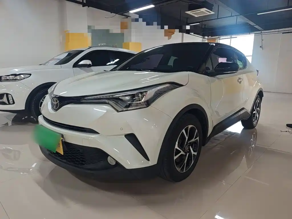 Toyota C-HR — фото 2