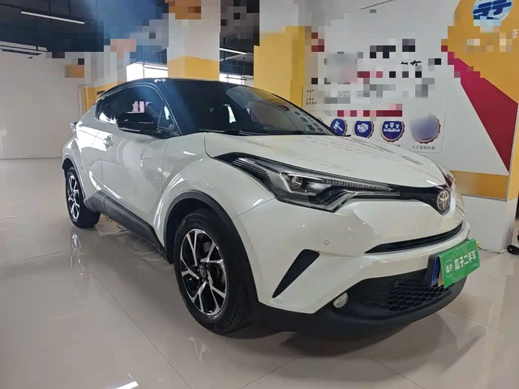 Toyota C-HR — фото 4