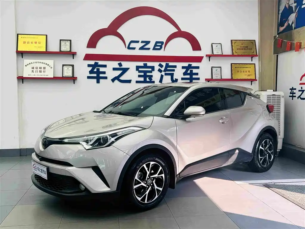 Toyota C-HR — фото 2