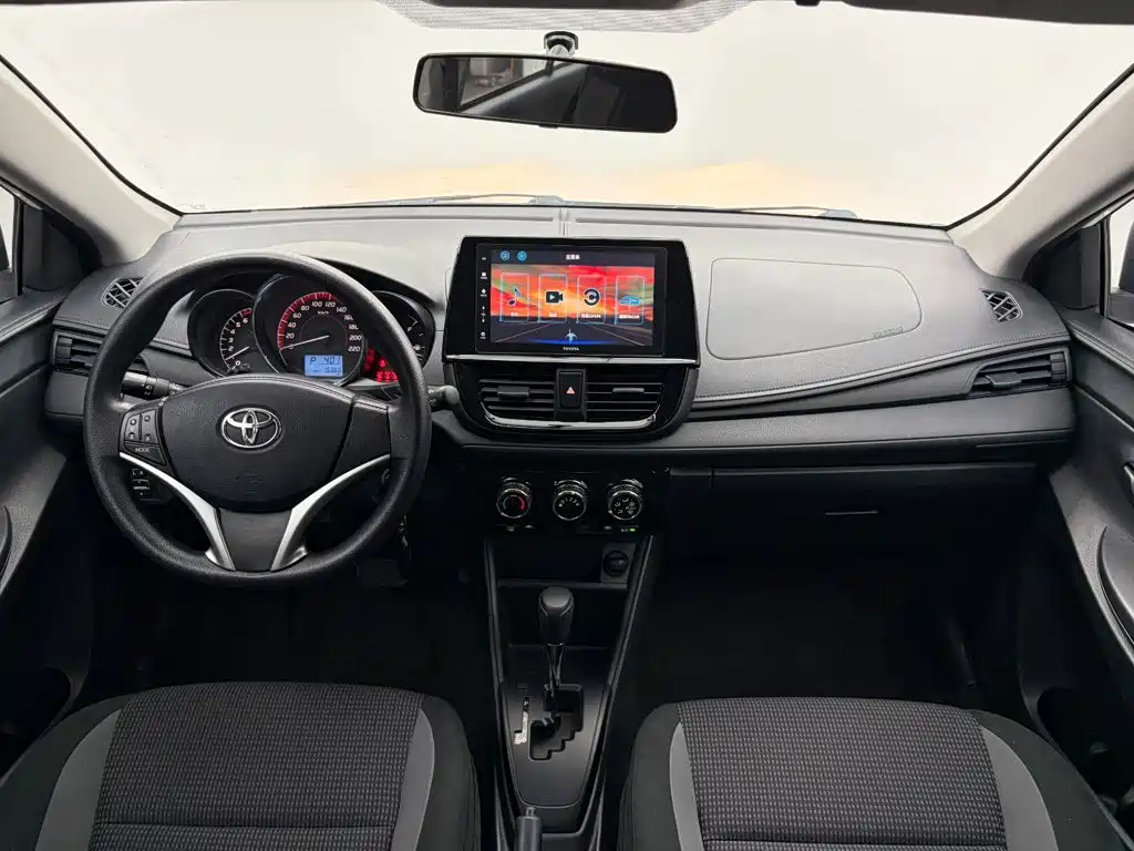 Toyota Vios FS — фото 17