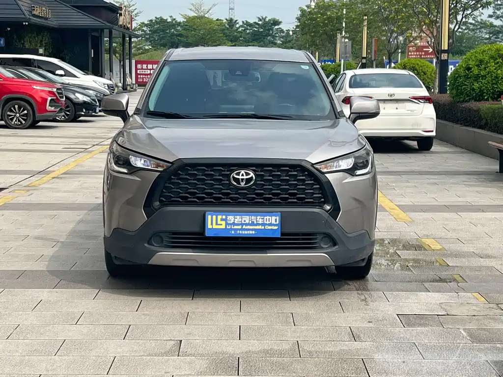 Toyota Corolla Cross — фото 2