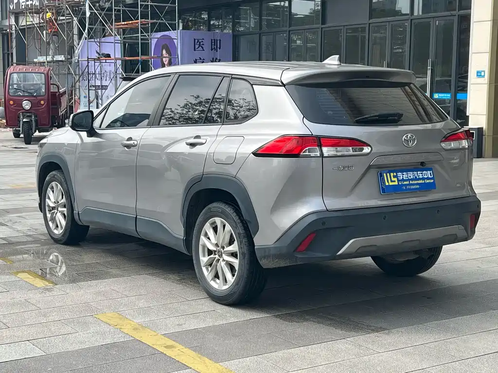 Toyota Corolla Cross — фото 4