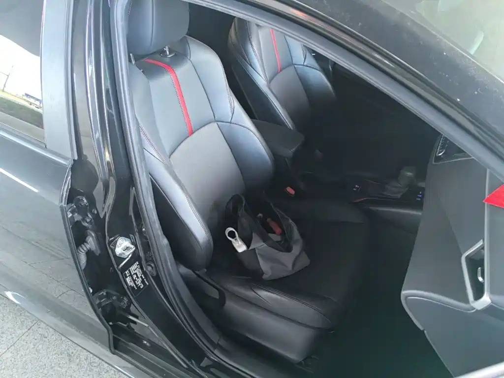 Toyota Levin — фото 19