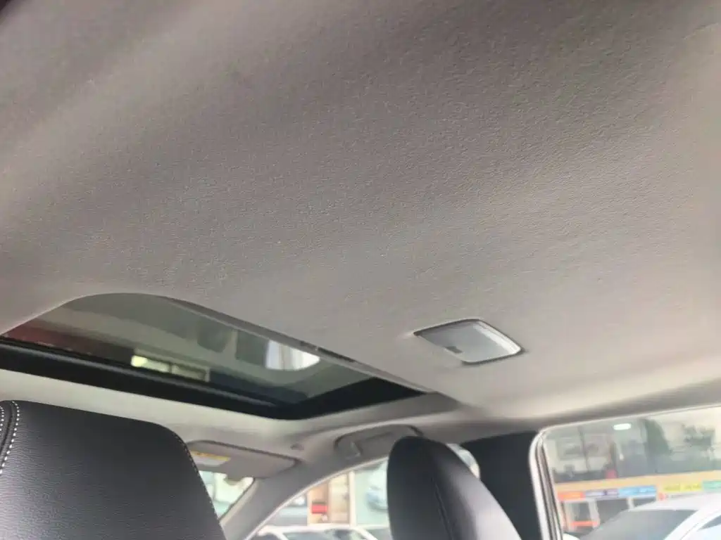 Toyota Corolla Cross — фото 14