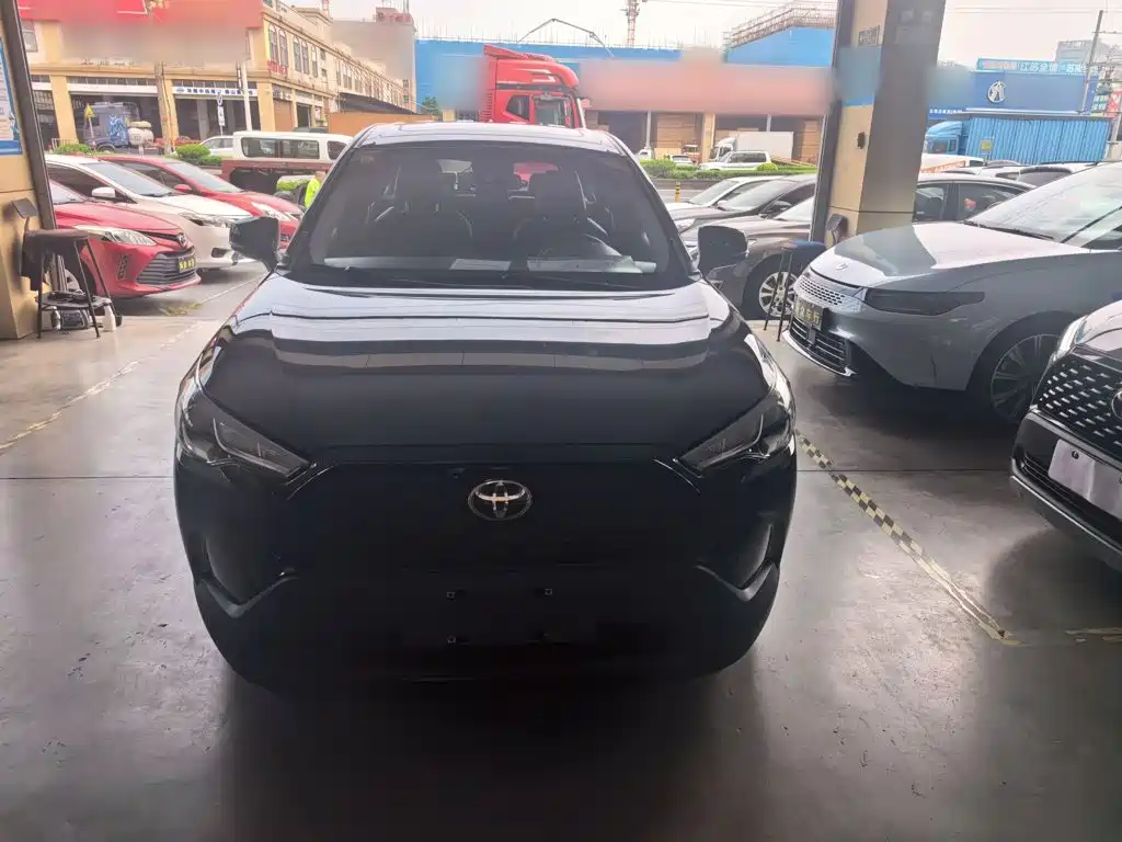 Toyota Corolla Cross — фото 25