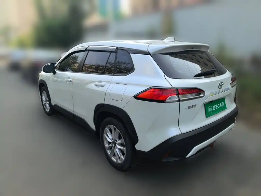 Toyota Corolla Cross — фото 25