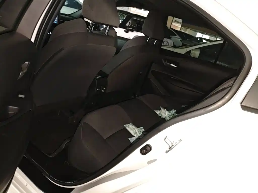 Toyota Levin — фото 17