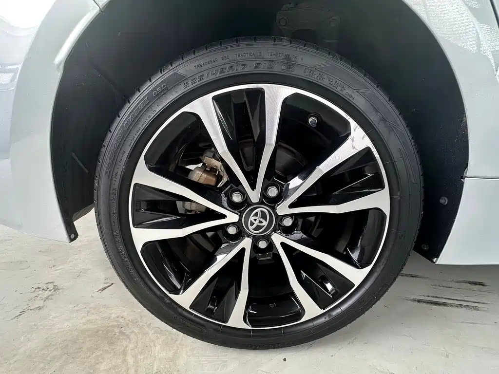 Toyota Levin — фото 10