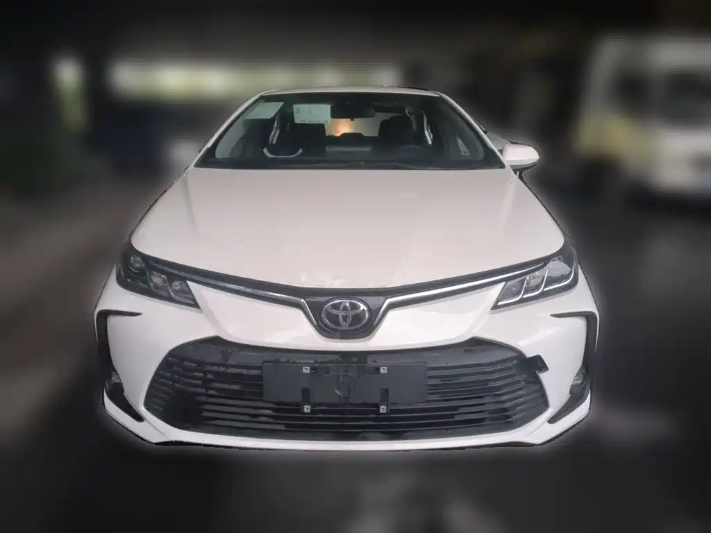 Toyota Corolla — фото 2