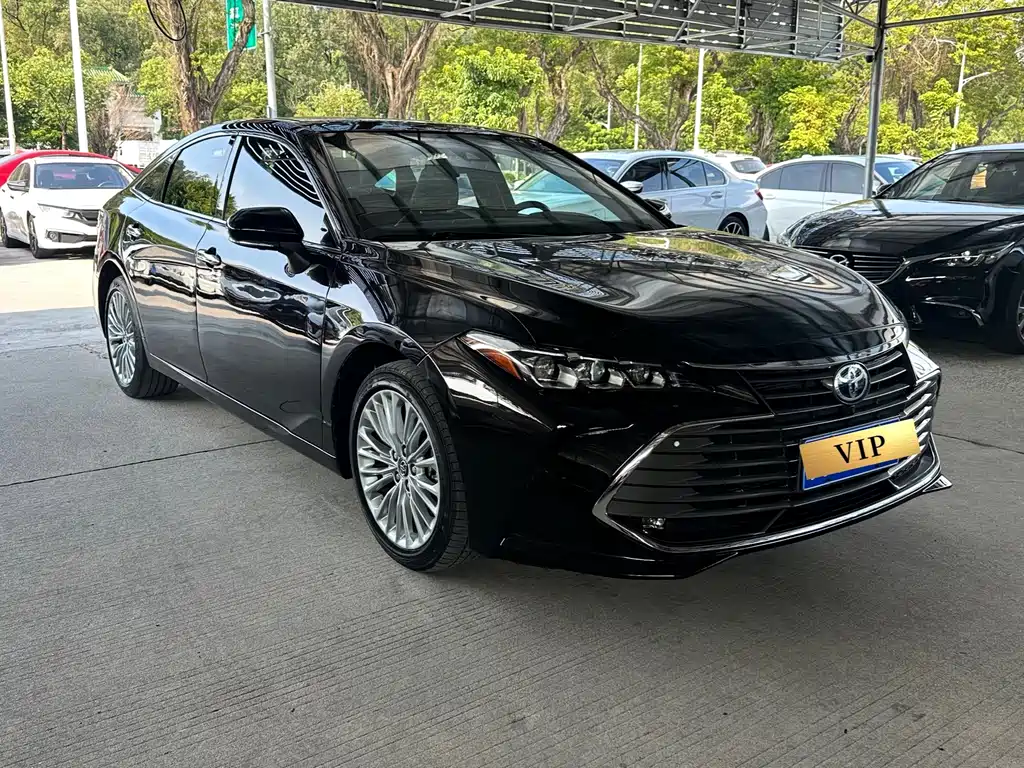 Toyota Avalon — фото 3