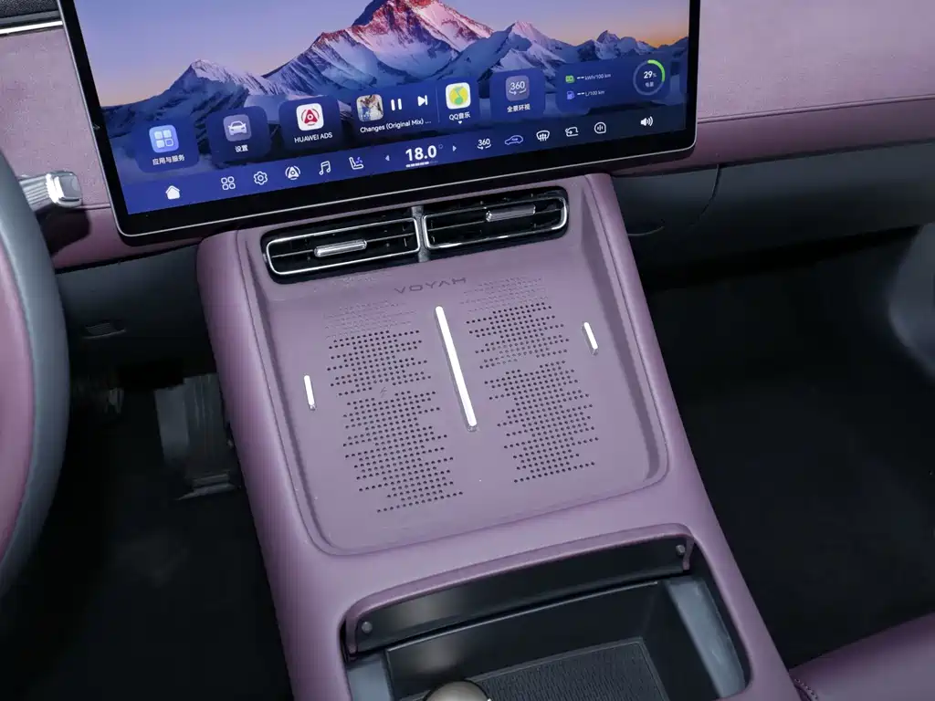VOYAH FREE — фото 10