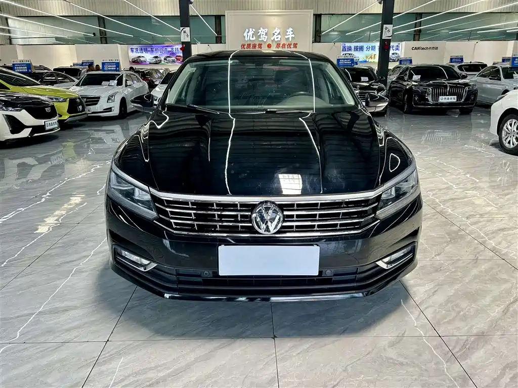 Volkswagen Passat — фото 2