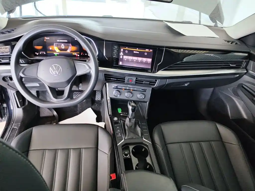 Volkswagen Passat — фото 10