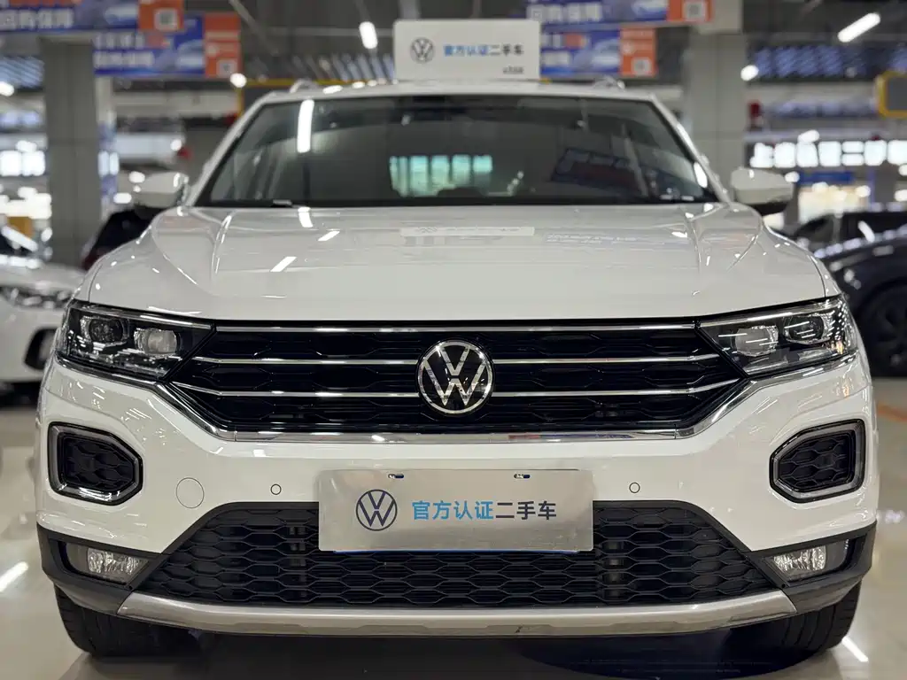 Volkswagen T-Roc — фото 2