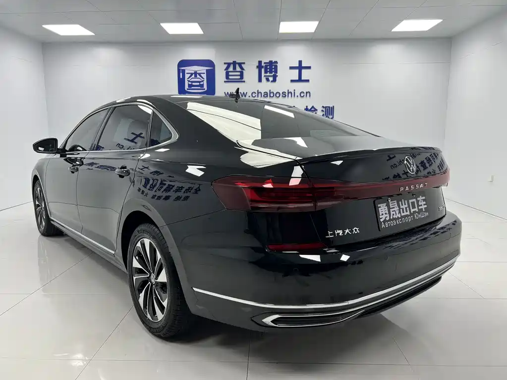 Volkswagen Passat — фото 4