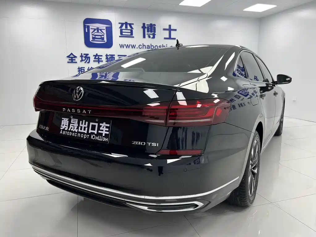 Volkswagen Passat — фото 6
