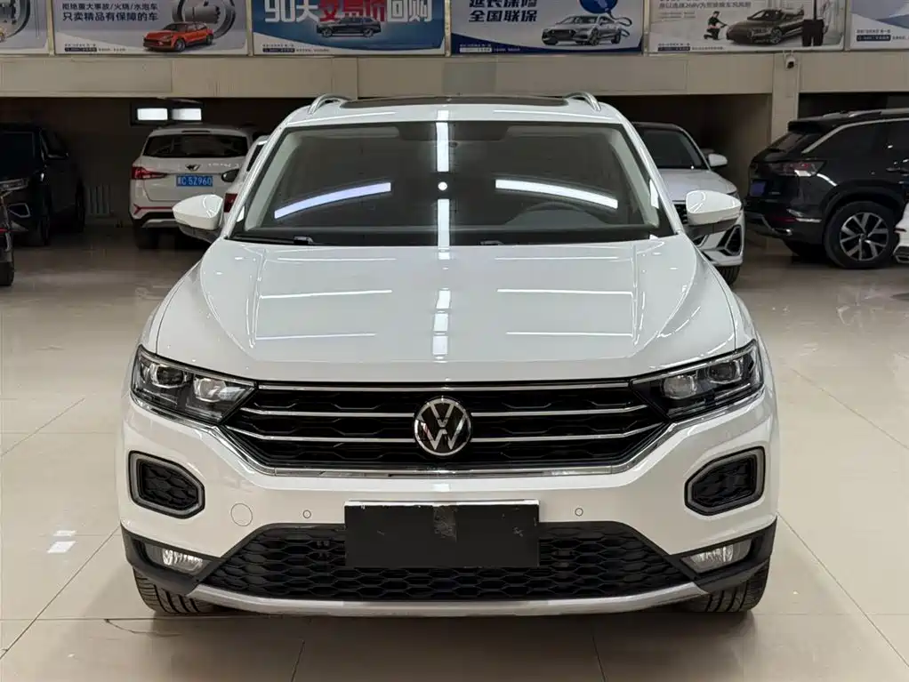 Volkswagen T-Roc — фото 2