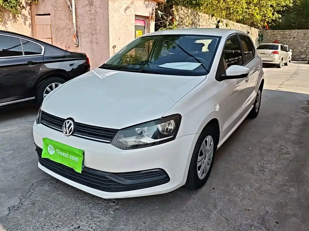 Volkswagen Polo — фото 2