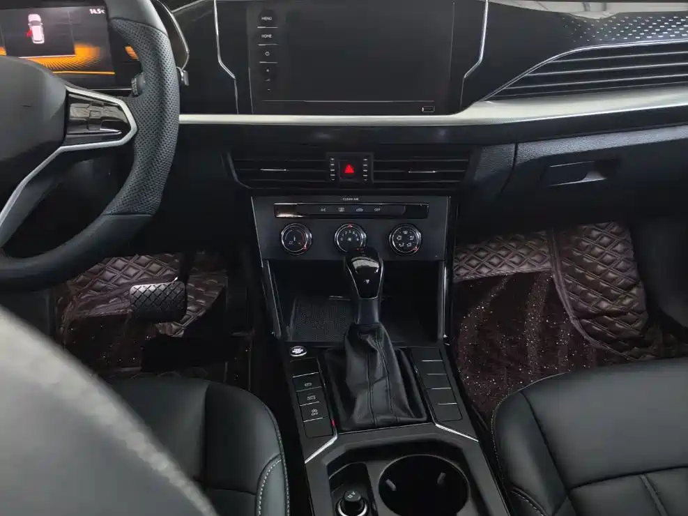 Volkswagen Passat — фото 9