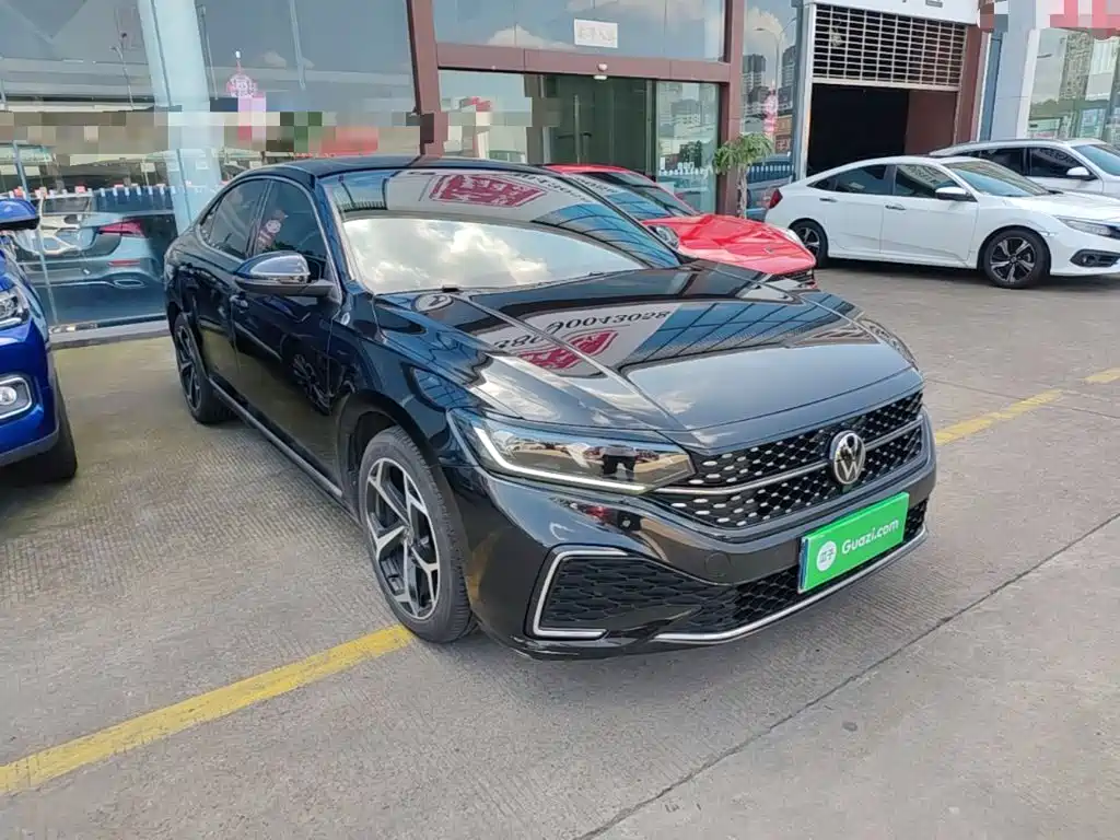 Volkswagen Passat — фото 4