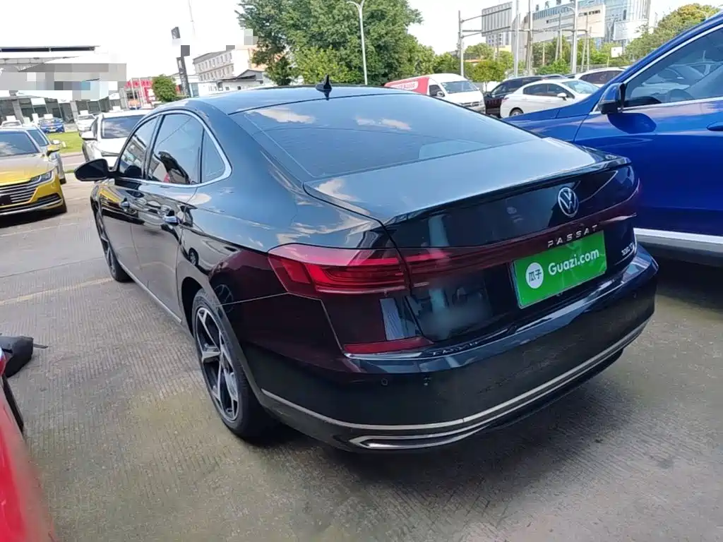 Volkswagen Passat — фото 5