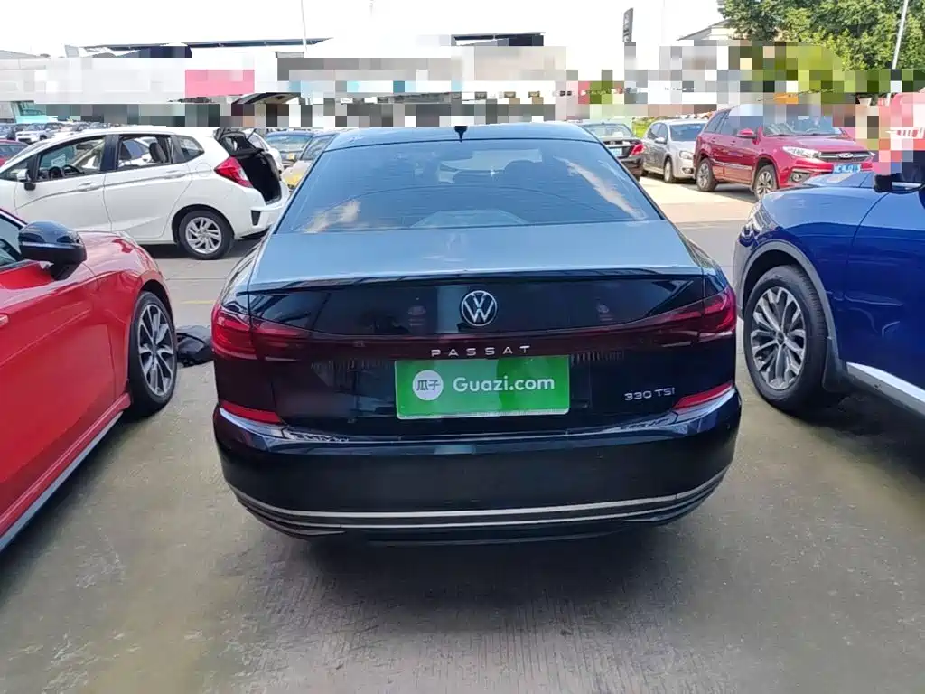 Volkswagen Passat — фото 6
