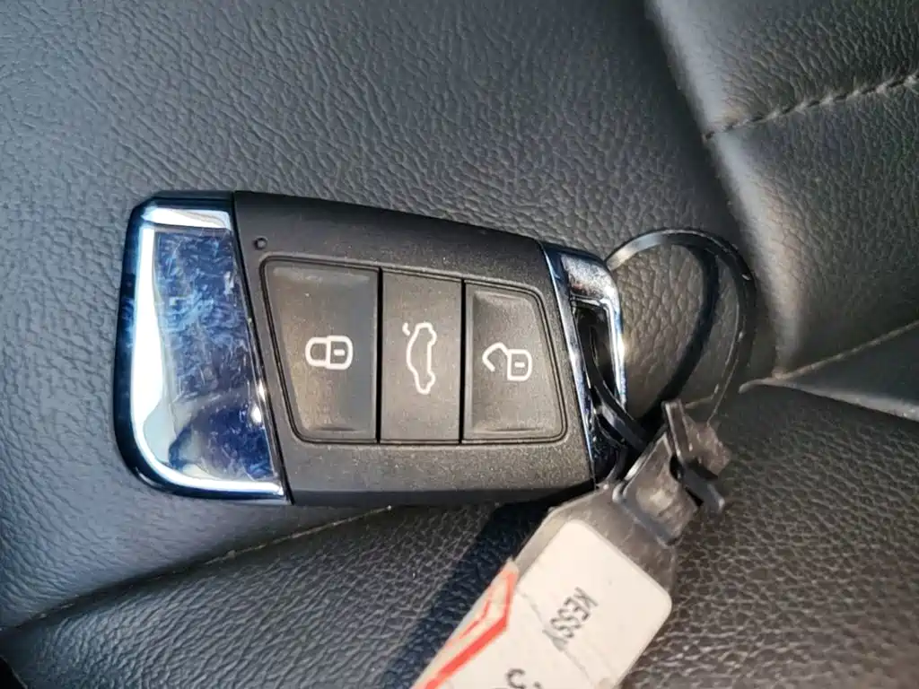 Volkswagen Passat — фото 9