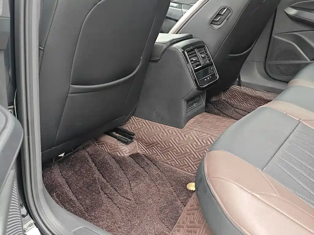 Volkswagen Passat — фото 5