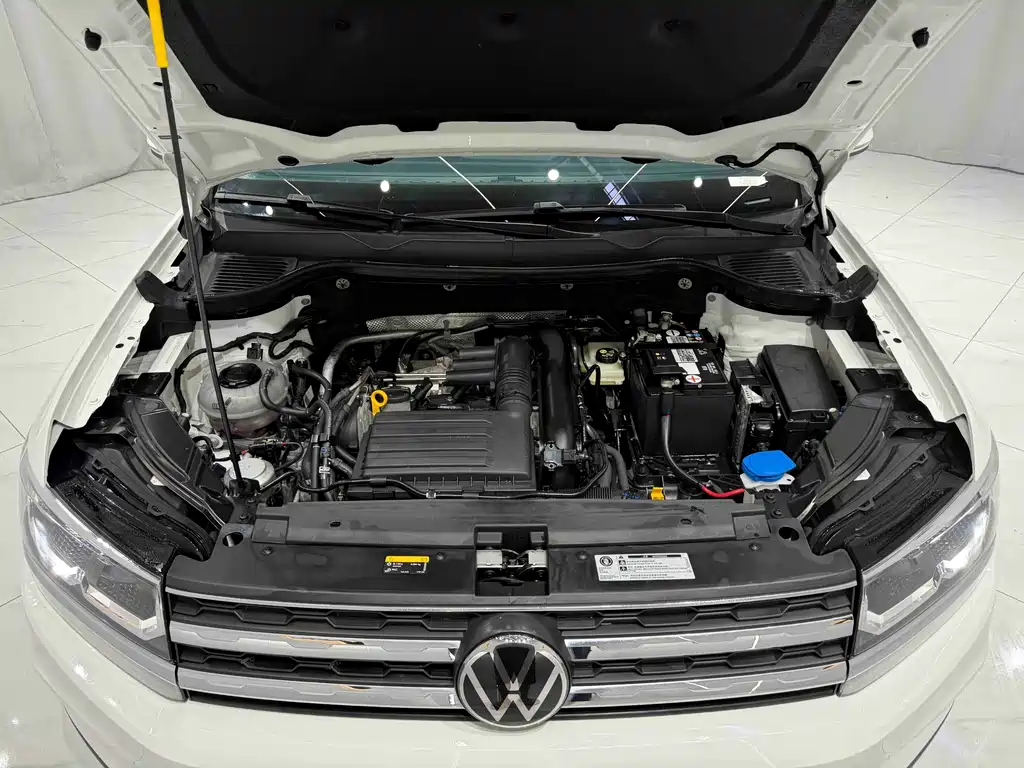 Volkswagen Tharu — фото 18